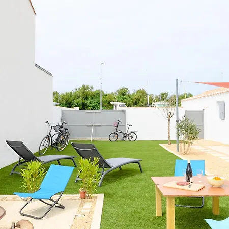 Charme De Port Morin By Interhome