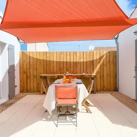 Charme De Port Morin By Interhome *