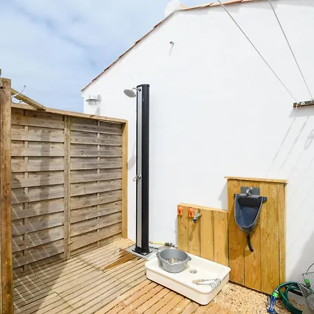 Charme De Port Morin By Interhome *