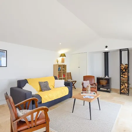 Casa vacanze Charme De Port Morin By Interhome