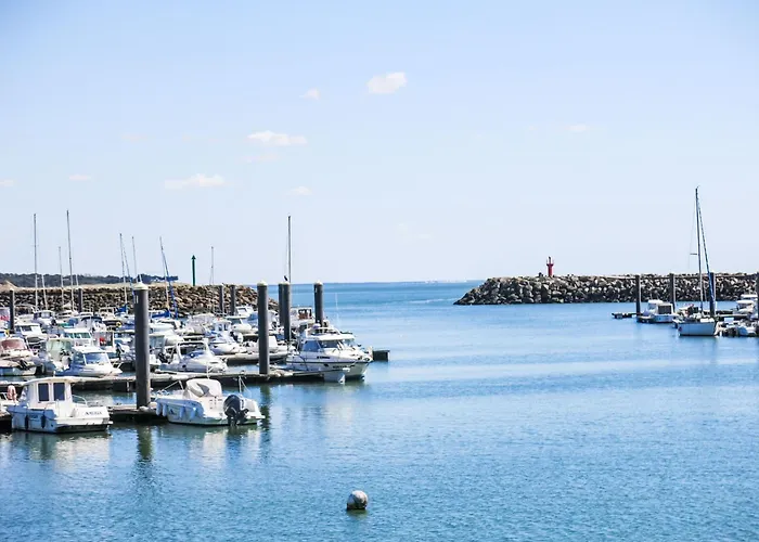 Casa de Férias Charme De Port Morin By Interhome